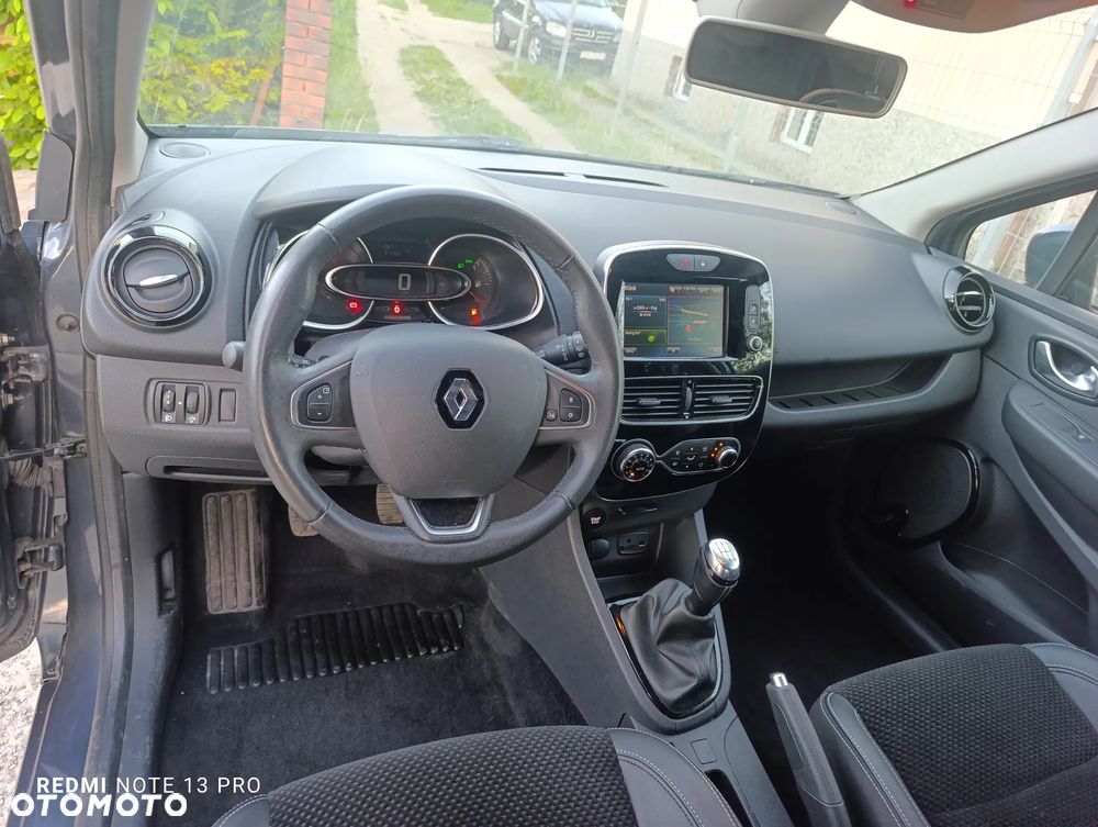 Renault Clio 1.2 16V Limited Plus - 22