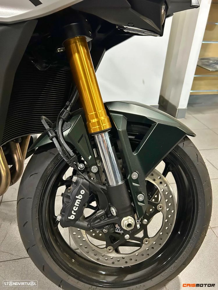 Suzuki GSX 1000GX - 5