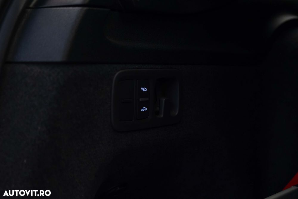 Audi Q7 55 TFSI e quattro Tiptronic PHEV S Line - 32