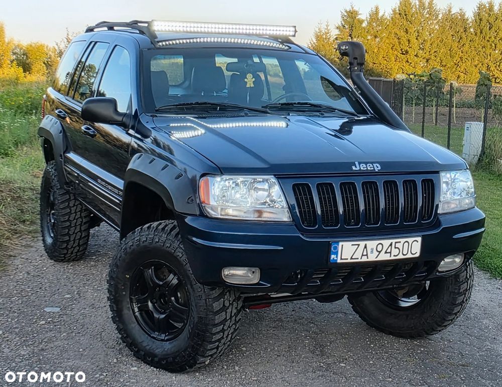 Jeep Grand Cherokee - 38