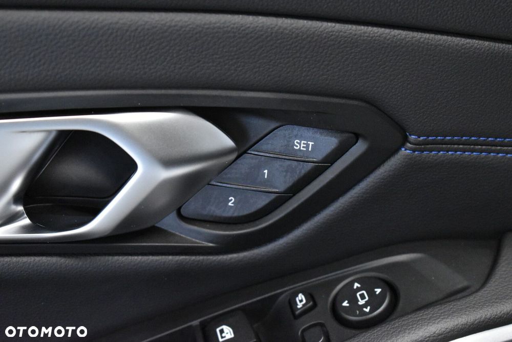 BMW Seria 3 - 10