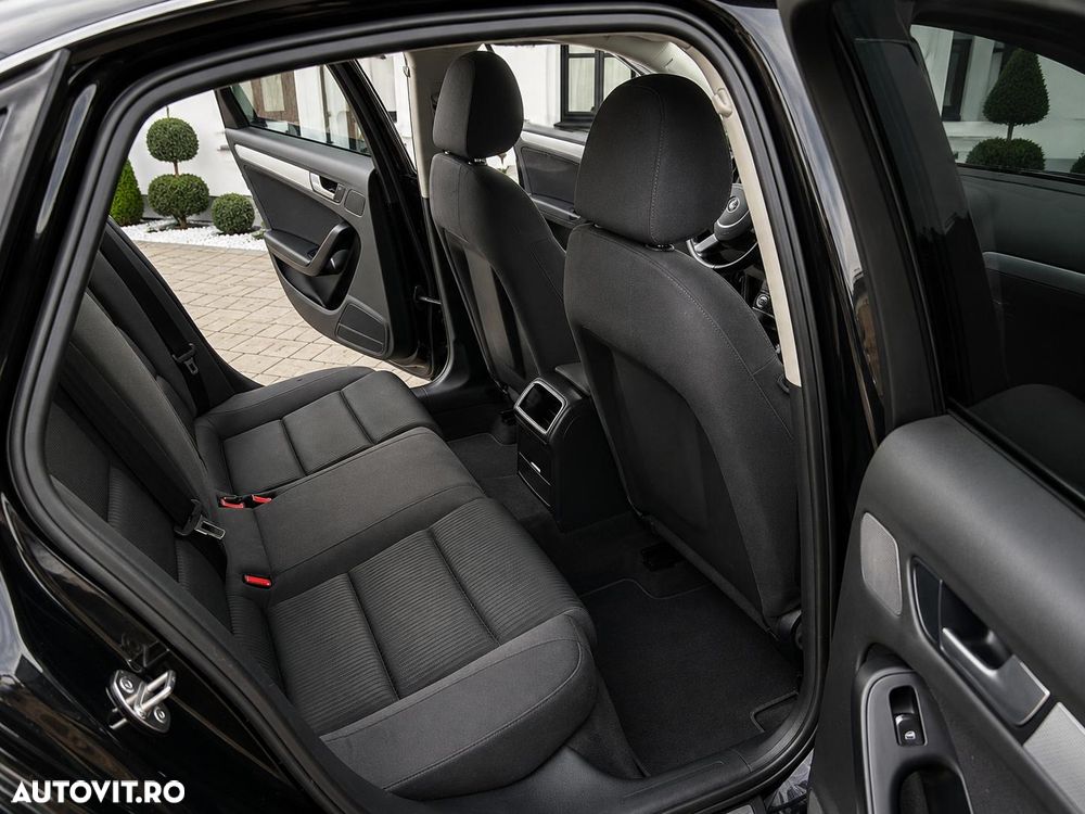 Audi A4 Limuzina - 6