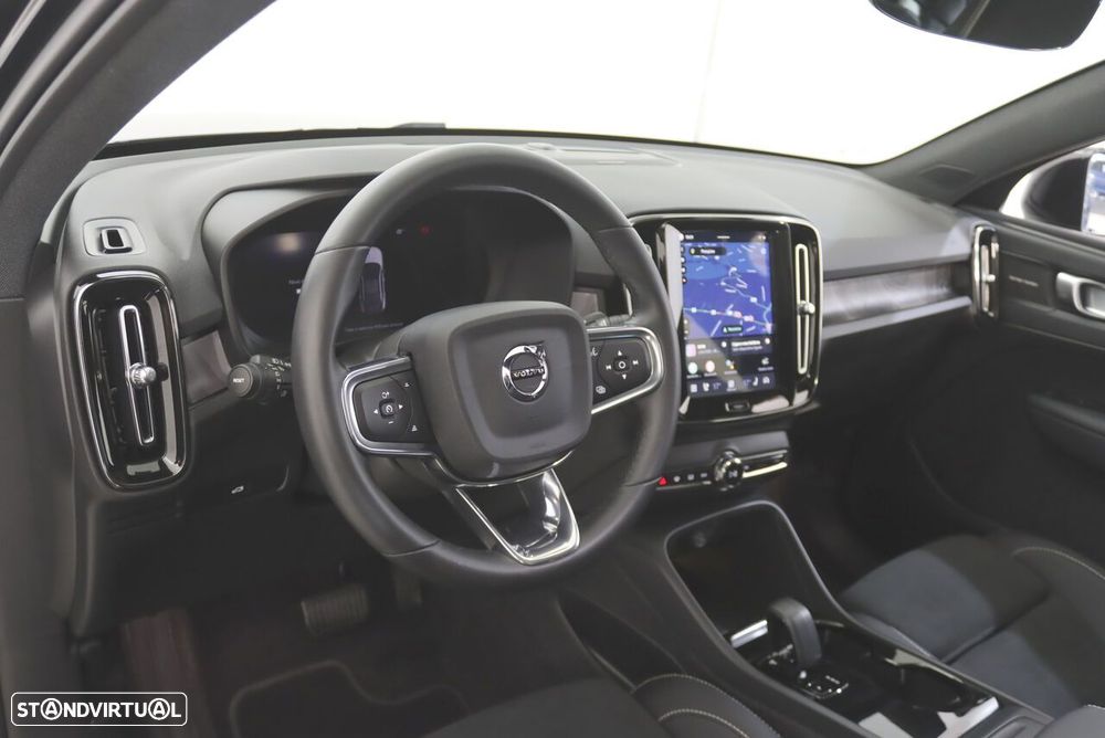 Volvo C40 Recharge 82 kWh Twin Motor Plus - 4