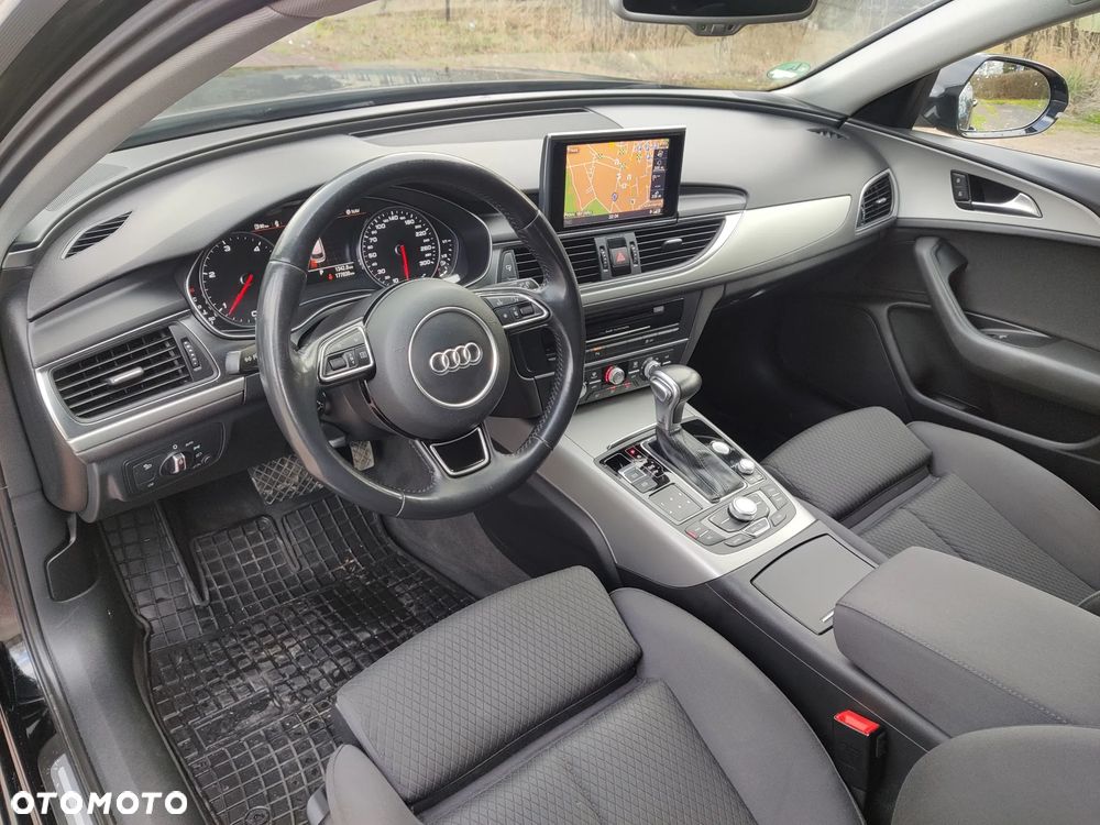 Audi A6 Avant - 16
