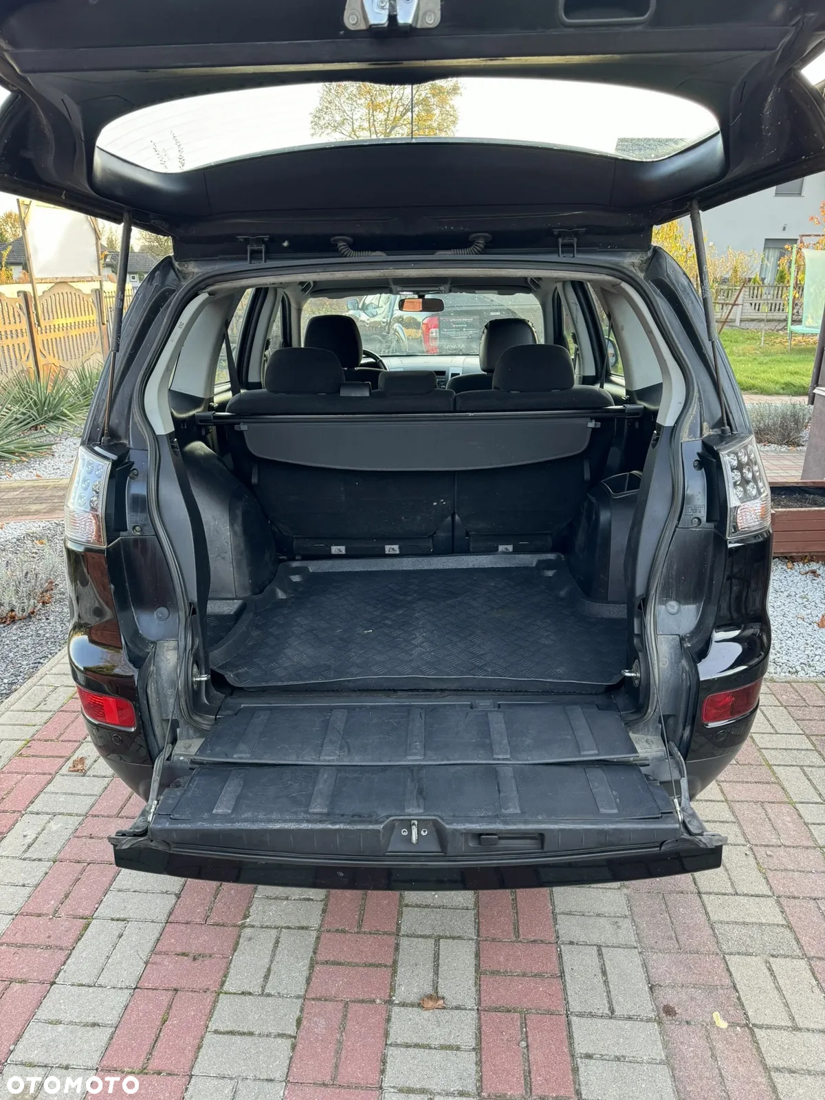 Mitsubishi Outlander 2.0 DI-D 4WD Instyle - 9