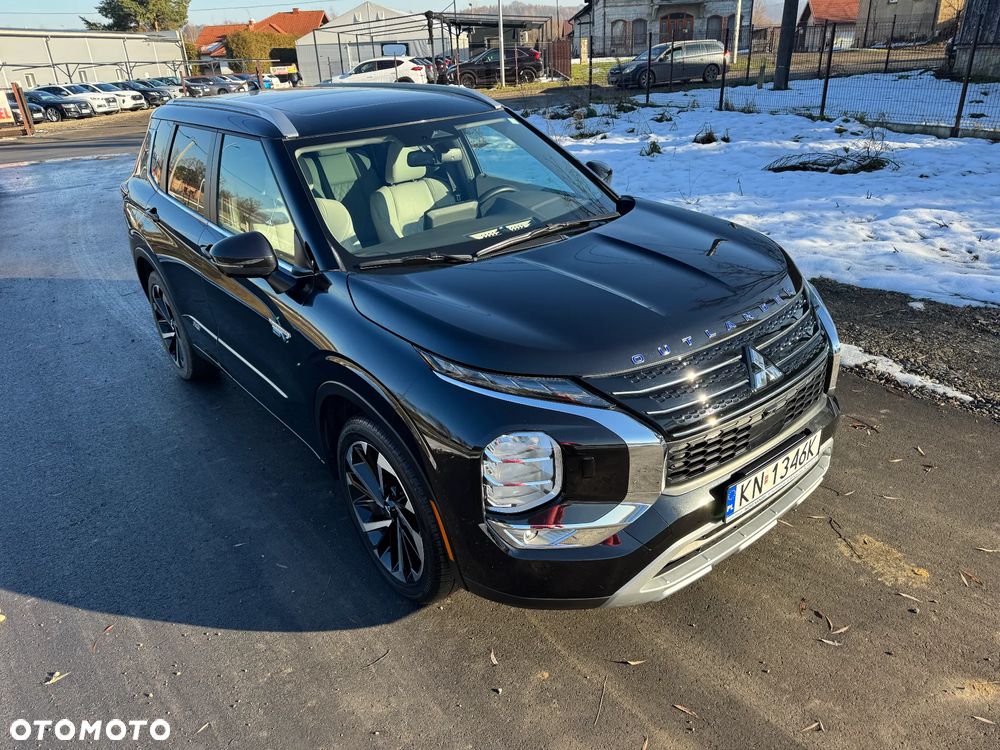 Mitsubishi Outlander 2.4 4WD Top - 1
