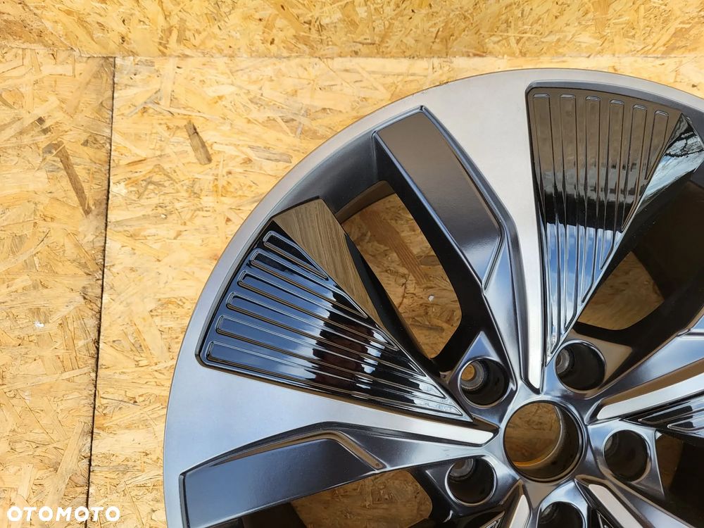 FELGA 21" AUDI SQ6 Q6 E-TRON 85H601025AR - 2