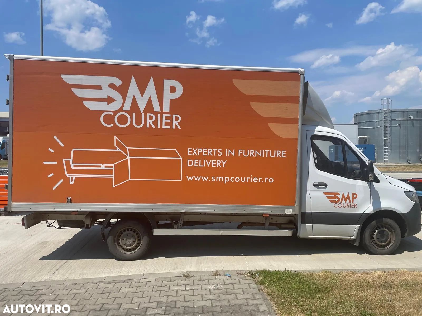 Mercedes-Benz Sprinter - 1