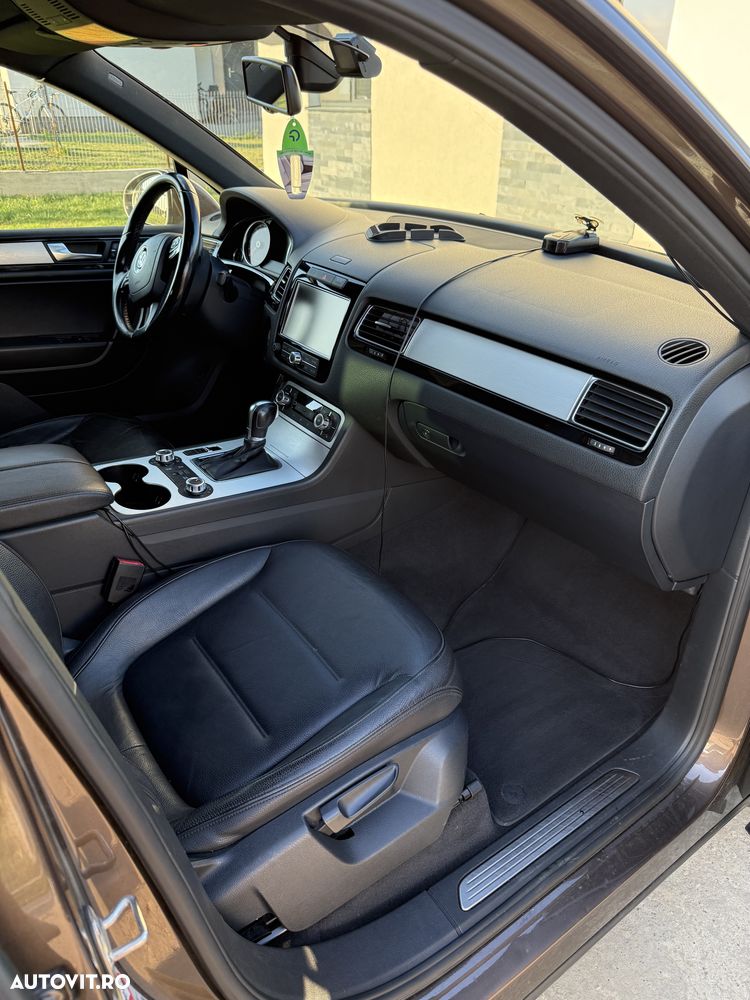 Volkswagen Touareg - 9