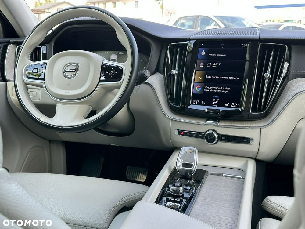 Volvo XC 60 - 23