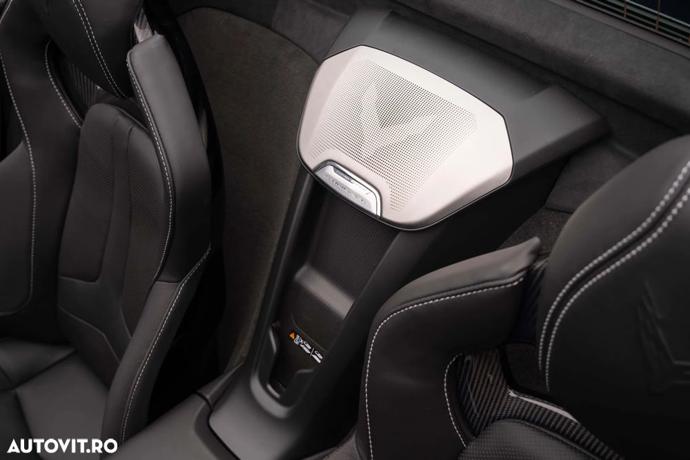 Chevrolet Corvette Stingray 3LT 6.2 V8 Automatik - 34