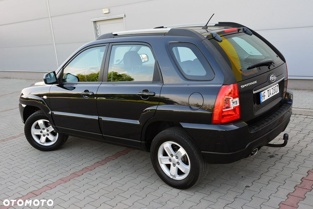 Kia Sportage 2.0 CRDI 2WD Spirit - 12