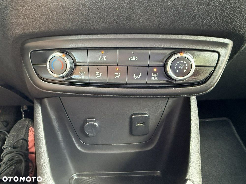 Opel Crossland X - 20