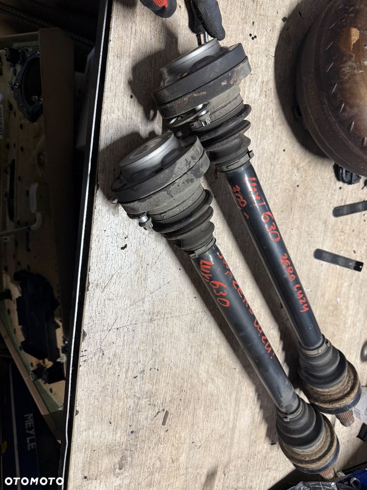 Półoś półośka BMW e60 e61 7521630 3.0d 3.5d Idealne bez luzów lewa / prawa - 1