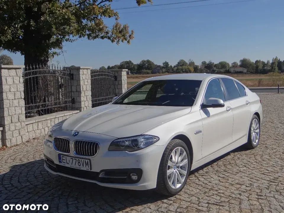 BMW Seria 5 525d xDrive - 1