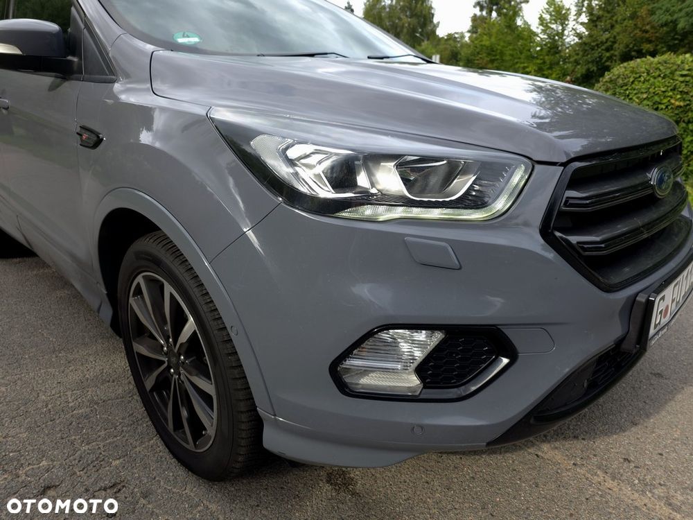 Ford Kuga 2.0 TDCi AWD ST-Line - 23