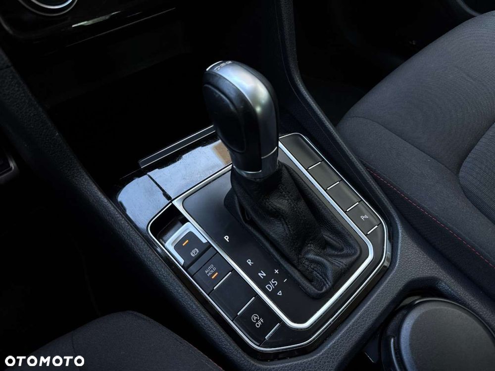 Volkswagen Golf Sportsvan - 29