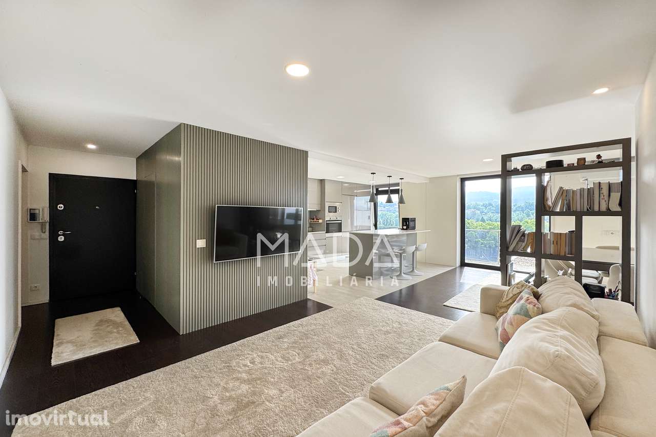 Apart. de luxo T3 (último piso) c/vistas p/Castelo de Guimarães - Grande imagem: 2/32