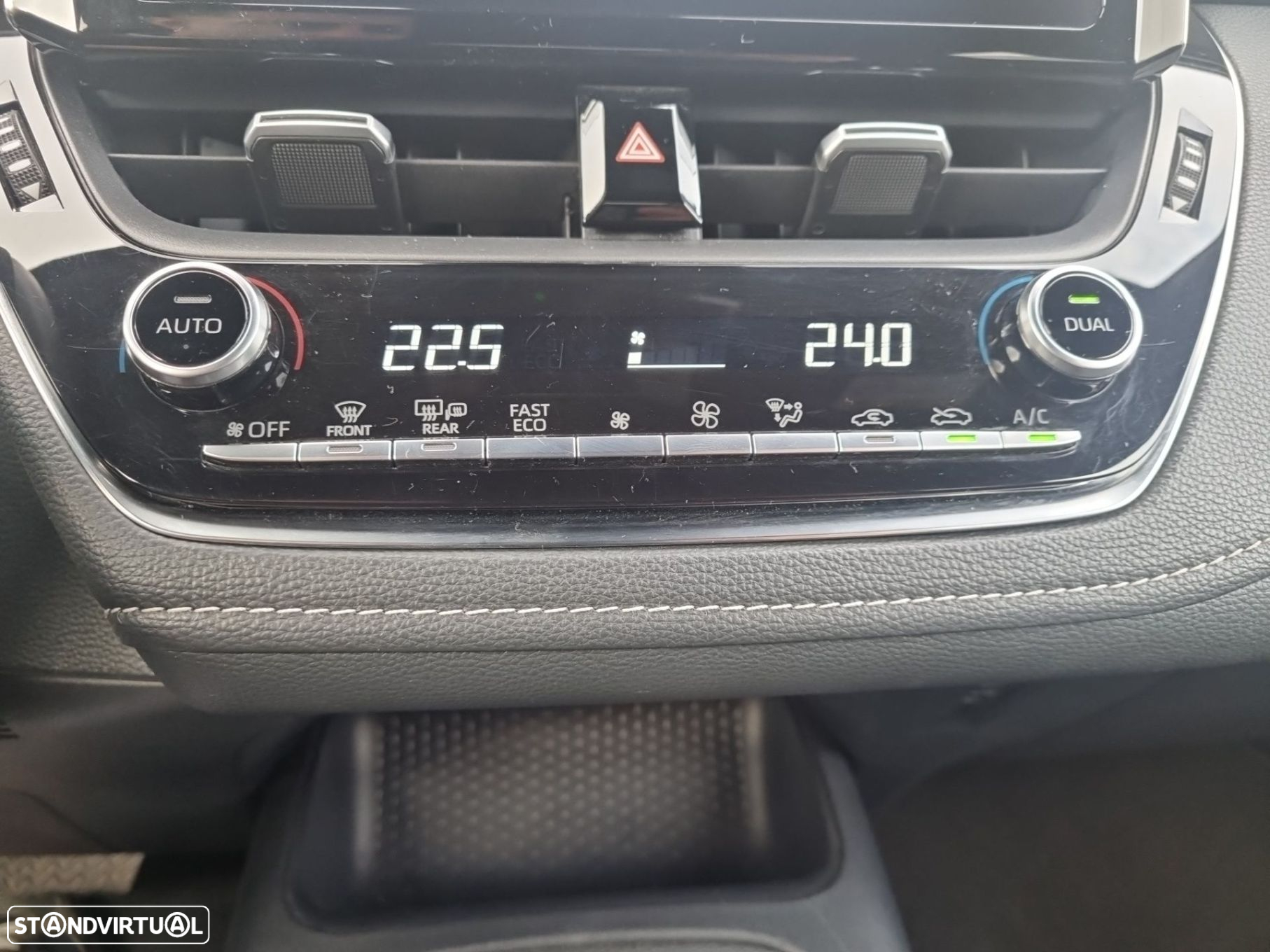Toyota Corolla 1.8 Hybrid Comfort+P.Sport - 18