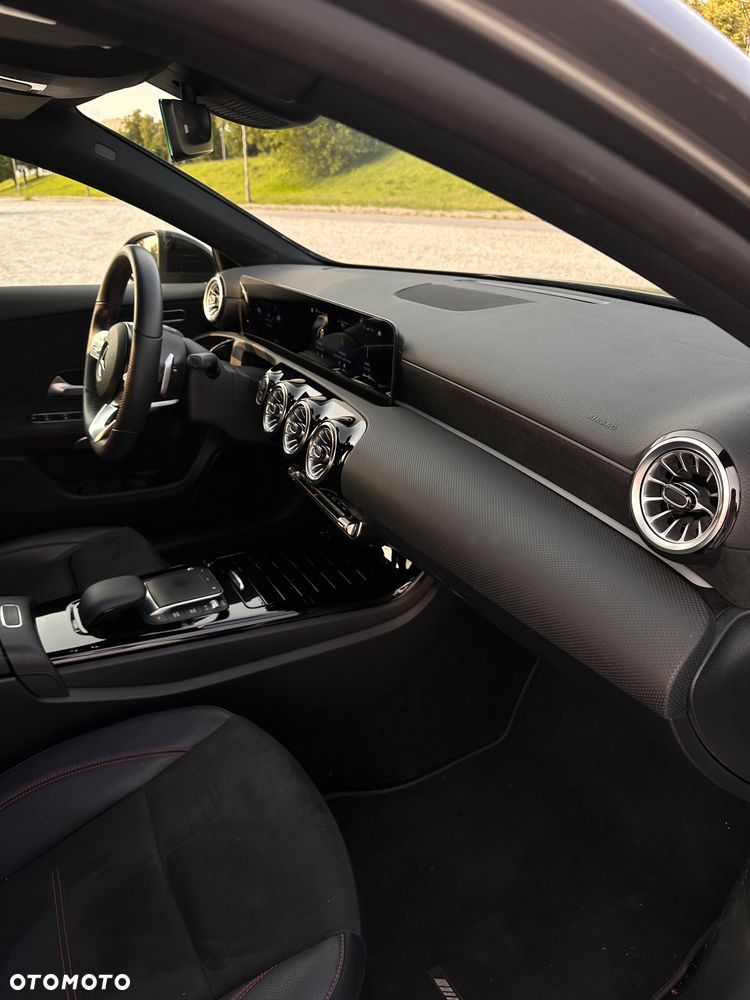 Mercedes-Benz Klasa A 200 AMG Line 7G-DCT - 20