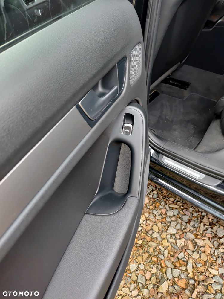 Audi A4 Avant 2.0 TDI ultra - 12