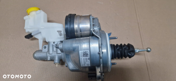 SERWO POMPA HAMULCOWA VW GOLF VIII VW CADDY V 2K7 5R5614105J ANGLIK UK