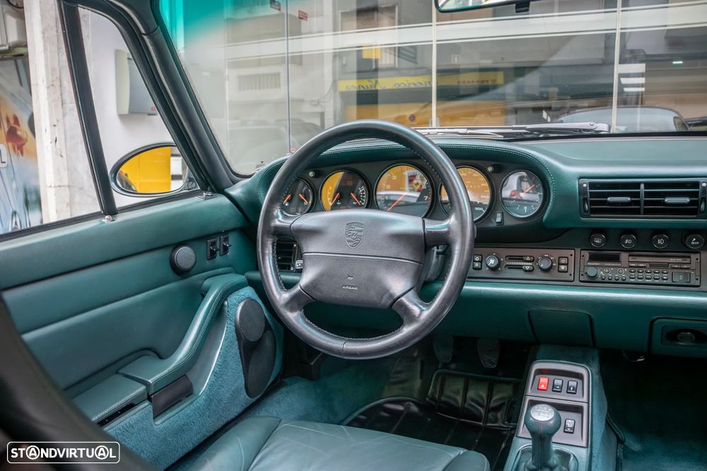 Porsche 911 (993) Coupé 3.6 Carrera 4 - 11