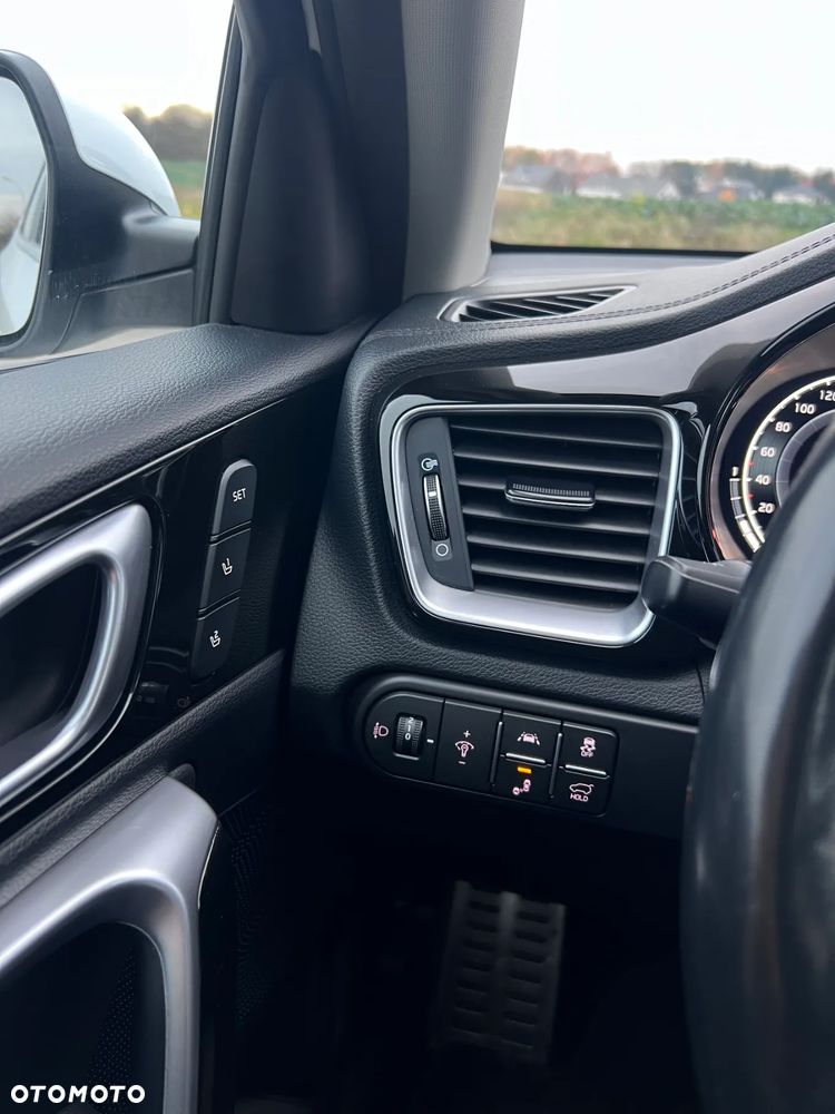 Kia XCeed 1.4 T-GDI XL DCT - 17