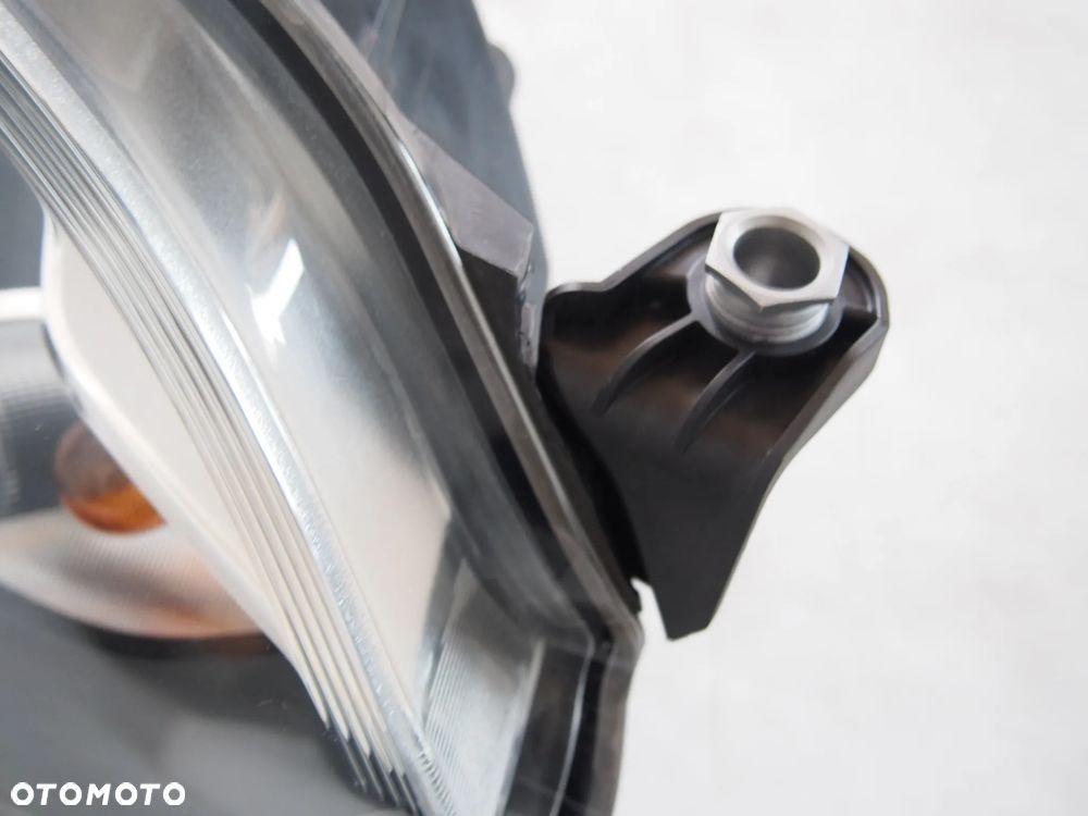 Volkswagen Up 11-16r Reflektor prawy lampa prawa VW - 4