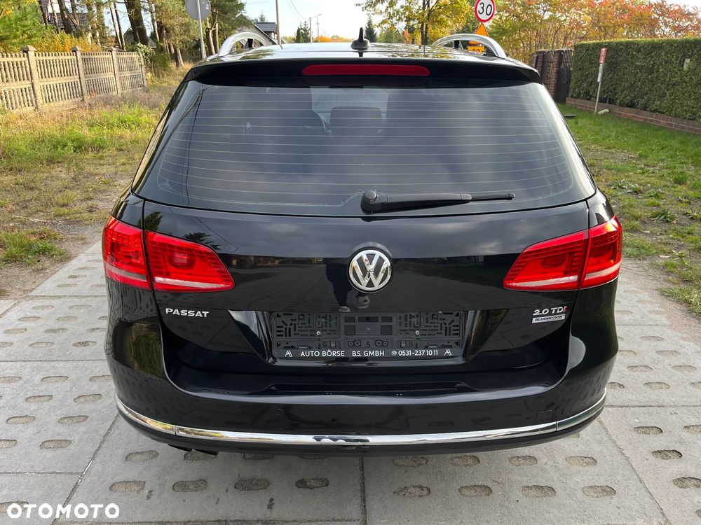 Volkswagen Passat Variant 2.0 Blue TDI DSG SCR Highline - 11