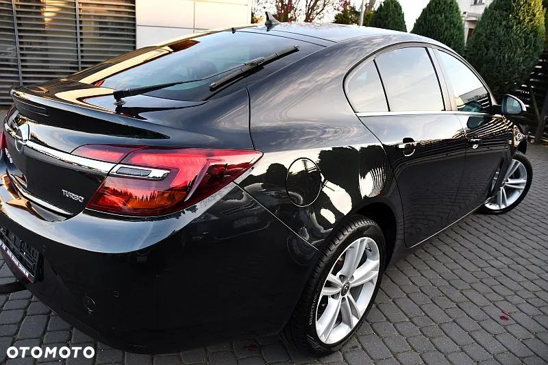 Opel Insignia 1.6 T Cosmo S&S - 28