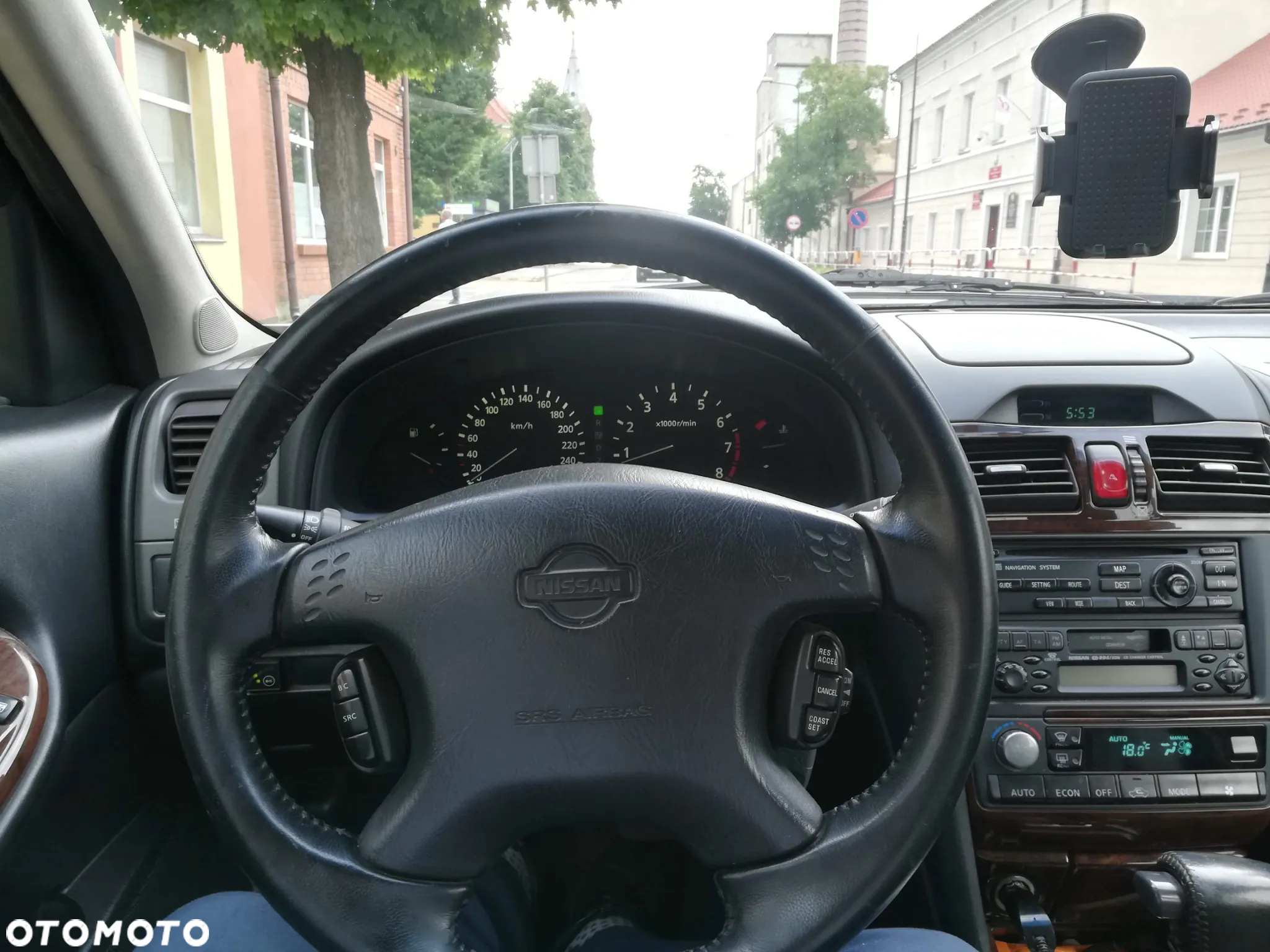 Nissan Maxima 3.0 Elegance - 4