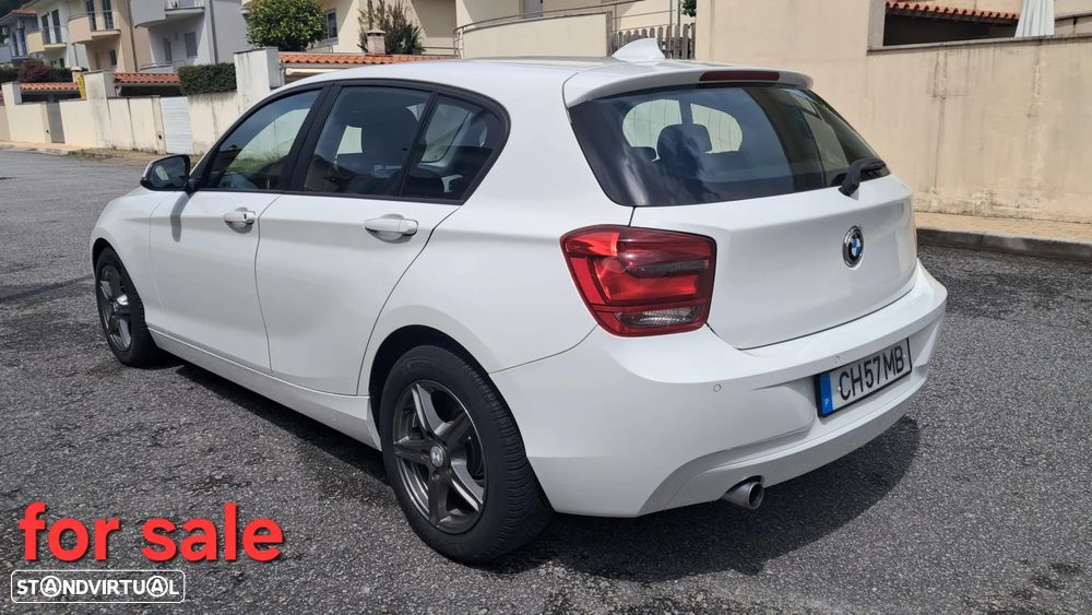 BMW 114 i Sport Line - 4