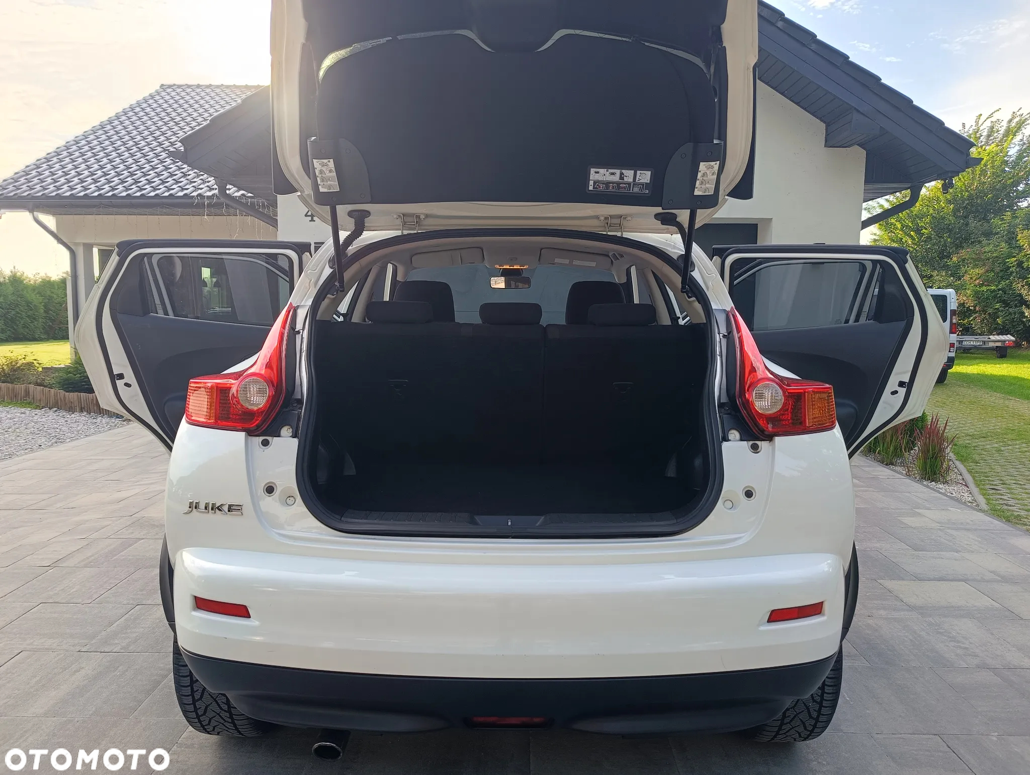 Nissan Juke 1.6 DIG-T Tekna - 8