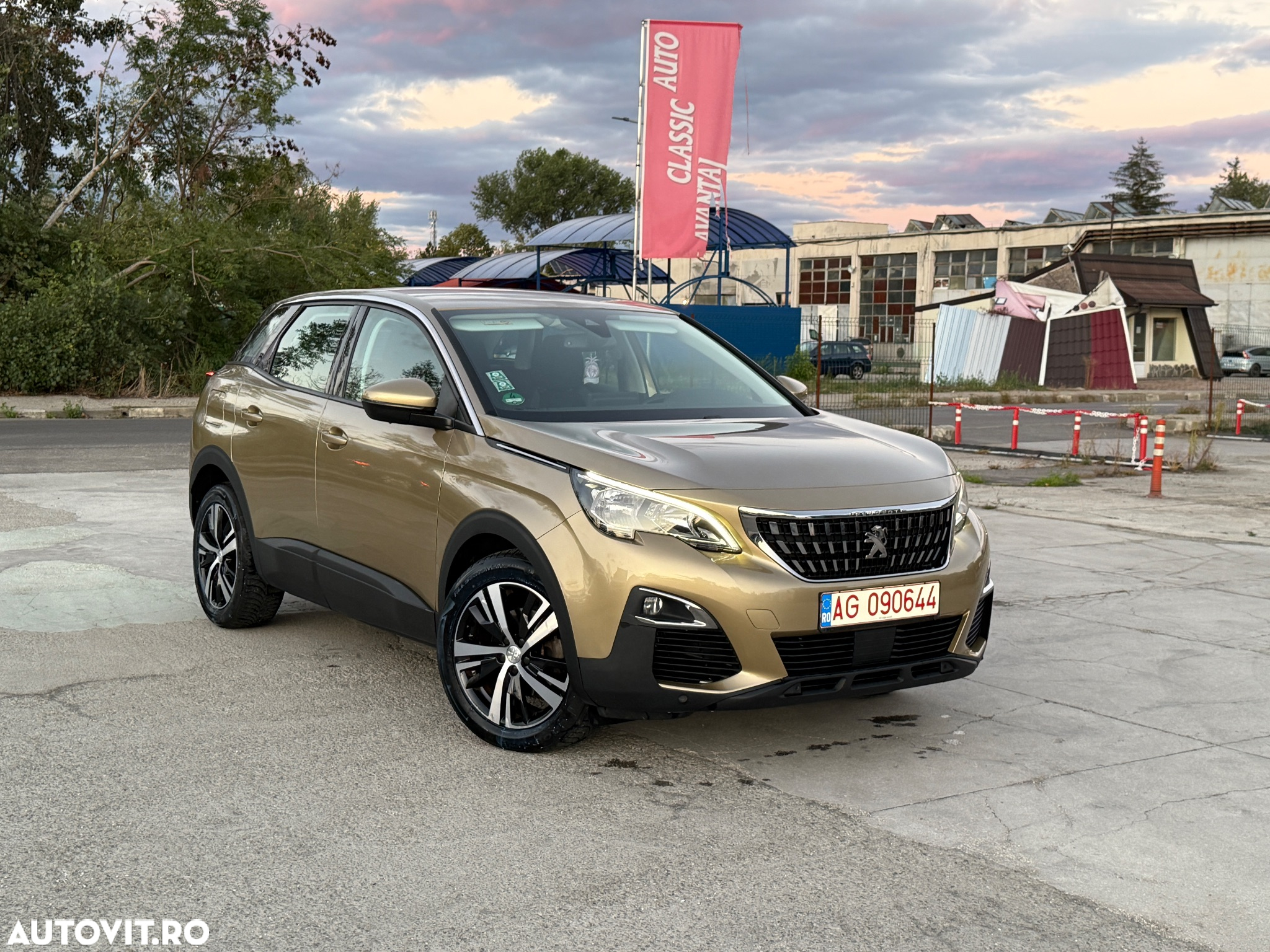 Peugeot 3008 1.2 PureTech Turbo S&S Allure - 2