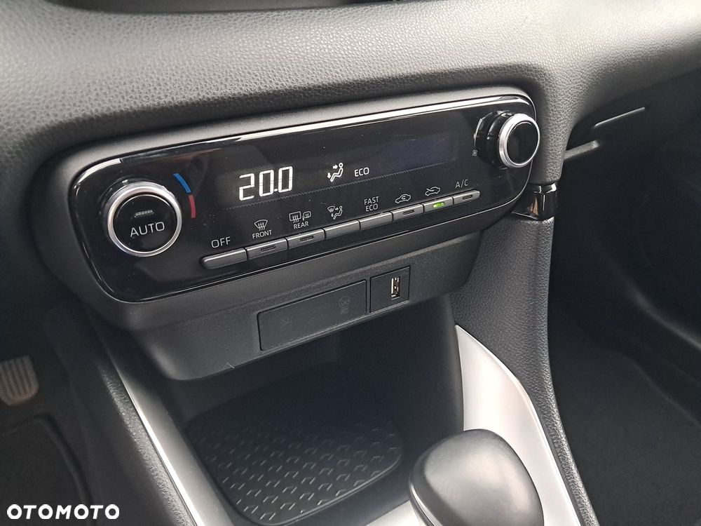 Toyota Yaris Hybrid 1.5 Comfort - 26