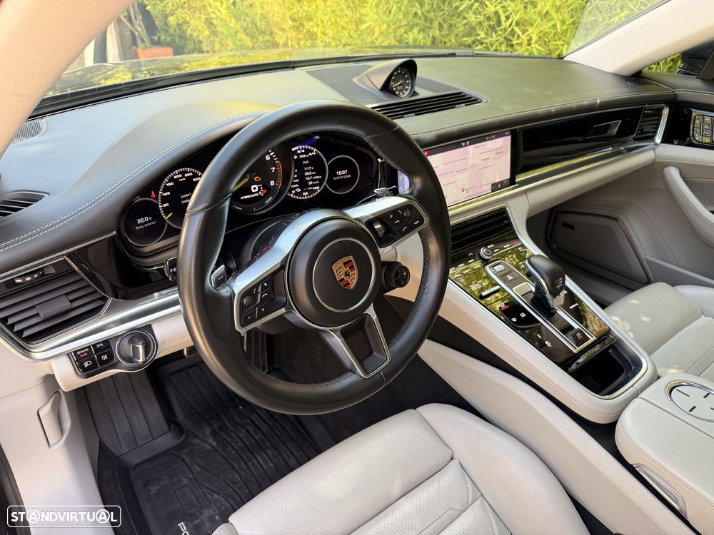 Porsche Panamera - 10