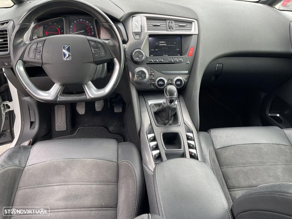 DS DS5 1.6 BlueHDi So Chic - 23