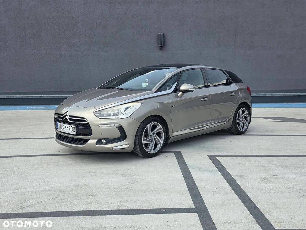 Citroën DS5 2.0 HDi Hybrid4 SportChic MCP - 1