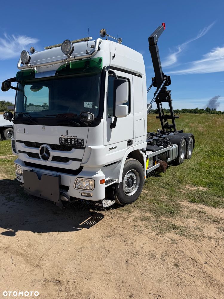 Mercedes-Benz ACTROS MP3 6X6/6X4 HIAB 20 TON - 30
