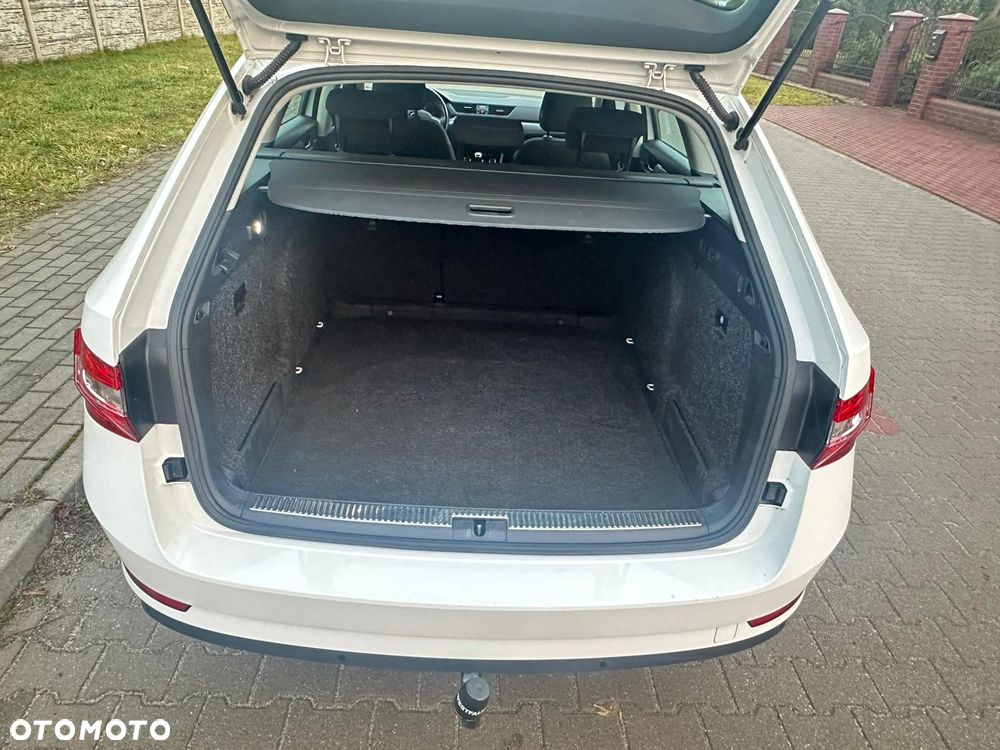 Skoda Superb 2.0 TDI Active - 18