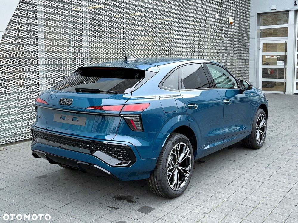 Audi Q3 Sportback - 7