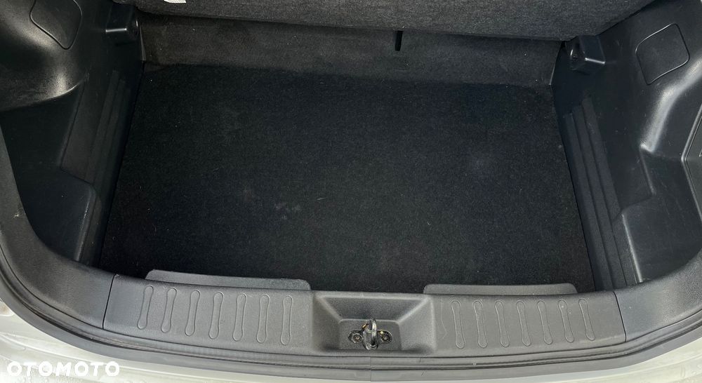 Nissan Juke 1.6 N-Connecta Xtronic - 9