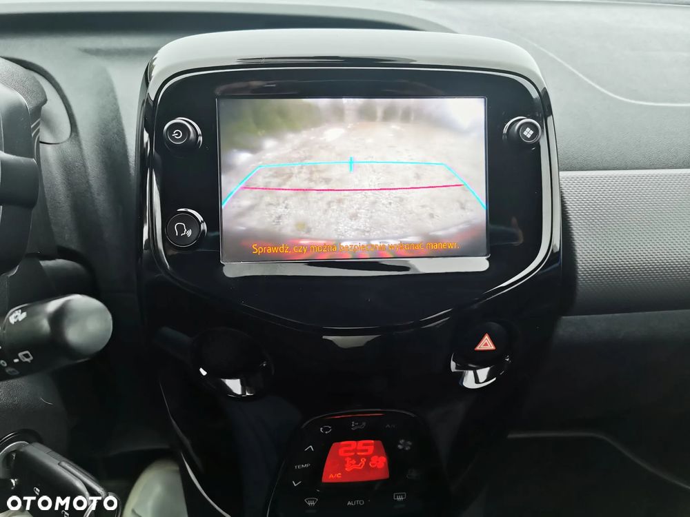 Peugeot 108 VTI 72 Top Style - 21