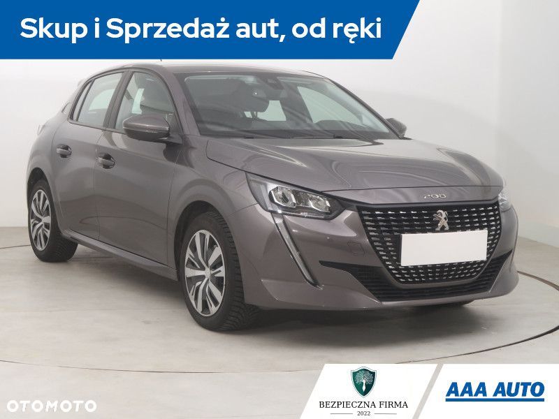 Peugeot 208 - 3