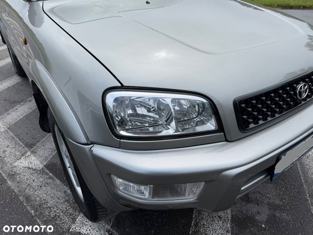 Toyota RAV4 2.0 Fun - 25