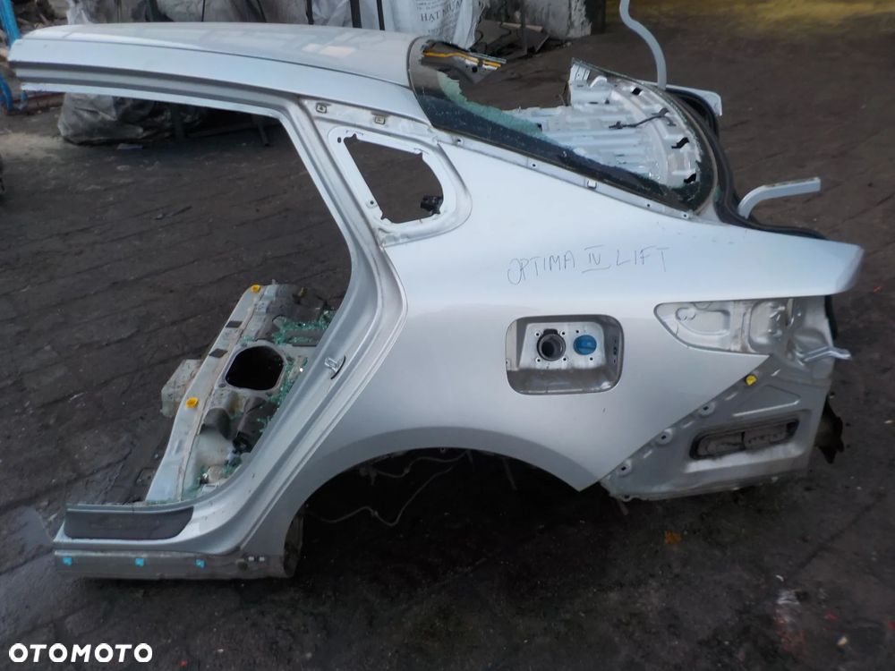 KIA OPTIMA IV LIFT POSZYCIE BŁOTNIKA LEWY TYŁ KOLOR 4SS - 1