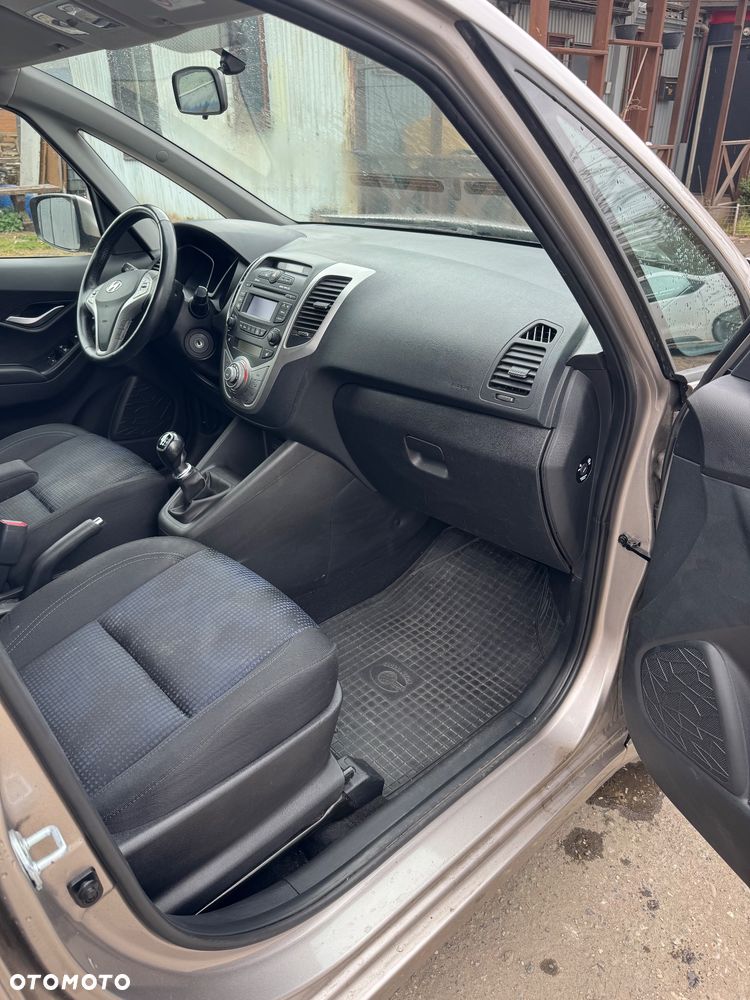 Hyundai ix20 - 9