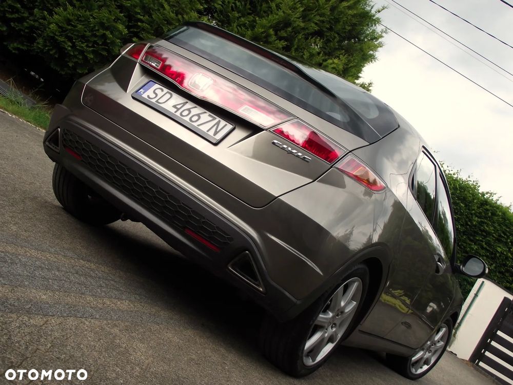 Honda Civic 1.8 Executive - 7