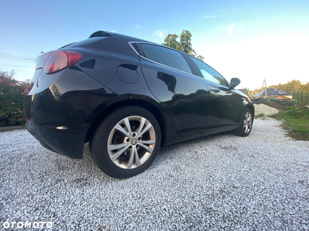 Alfa Romeo Giulietta 1.4 TB MultiAir Distinctive - 6